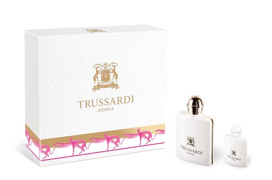 Духи Trussardi Donna pour femme. Труссарди Донна набор. Труссарди набор женский. Trussardi Donna 50ml подделка.